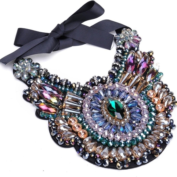 Exotic AB Multicolor Bejeweled Gothic Romance Collar Necklace - Picture 4 of 5